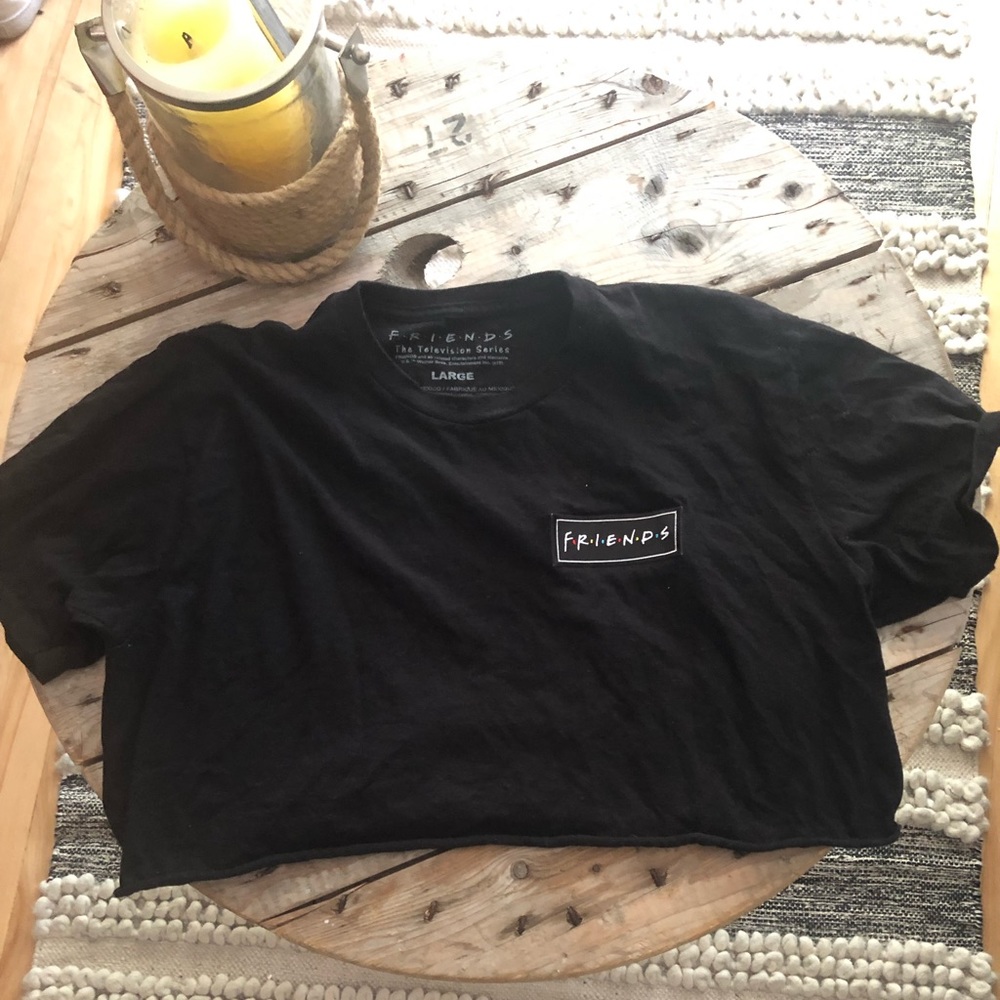 Friends crop shirt!